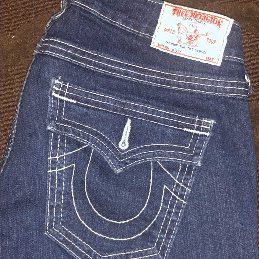 Blue jeans simple w/ slight detailing on the butt